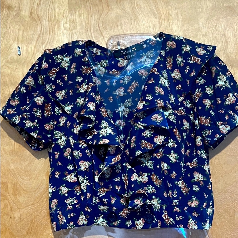 Forever 21 Women’s Navy Floral Ruffle Blouse Sz.M